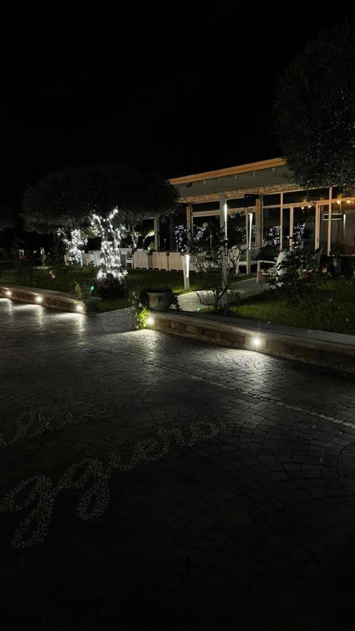 Hotel Villa Ruggiero Brusciano Buitenkant foto
