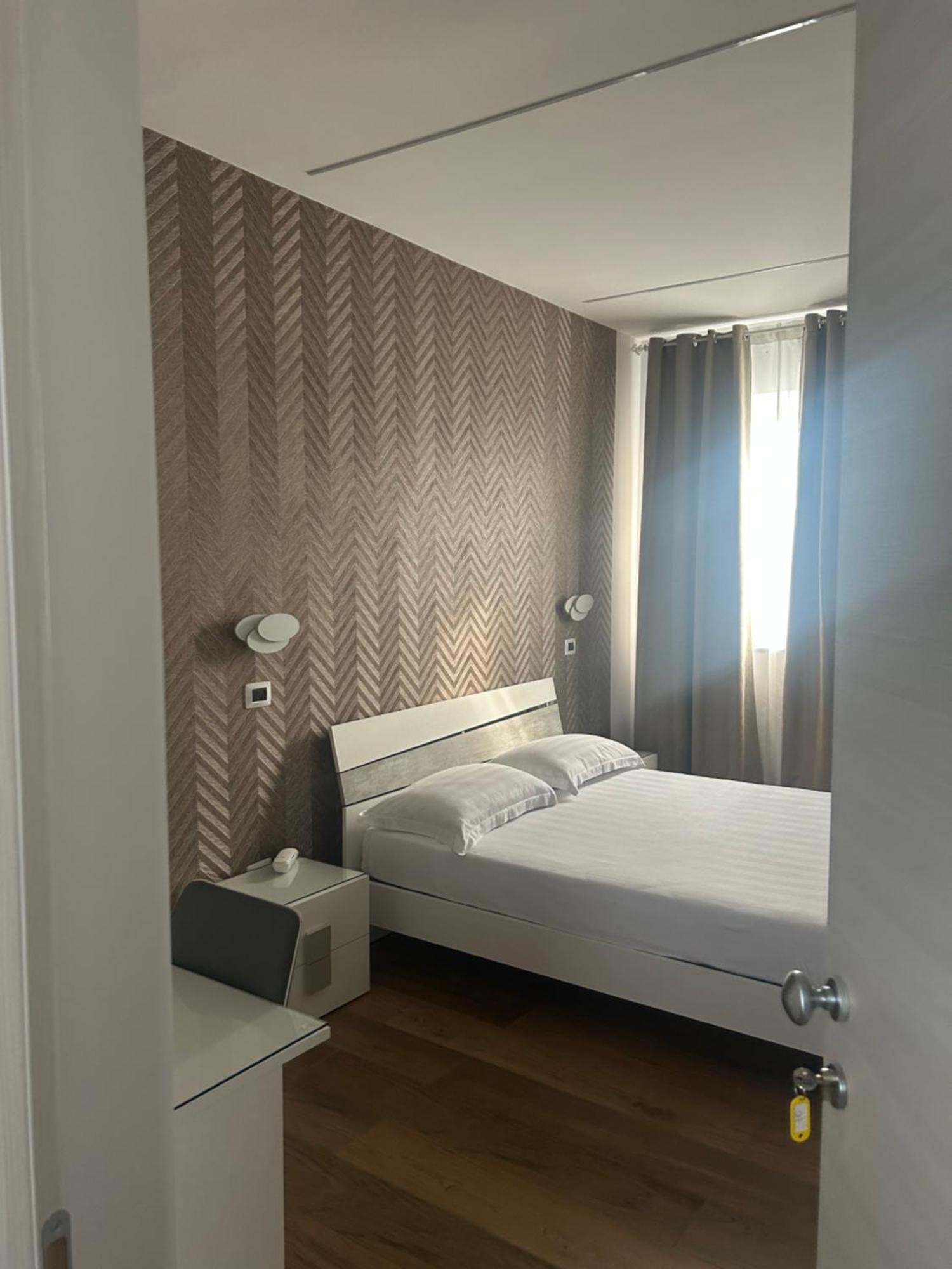 Hotel Villa Ruggiero Brusciano Buitenkant foto